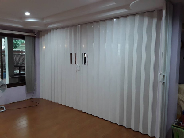 ผลงานติดตั้งผ้าม่านเวลเวทสีน้ำเงิน