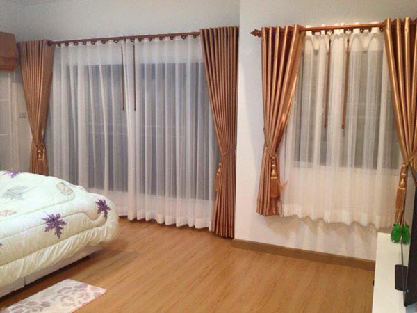 ผลงานติดตั้งฉากกั้นแอร์ร้านอาหาร