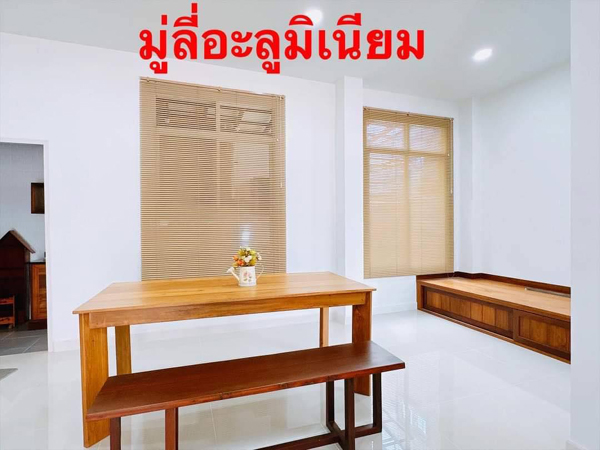 ผลงานติดตั้งม่านม้วนครัวคอนโด