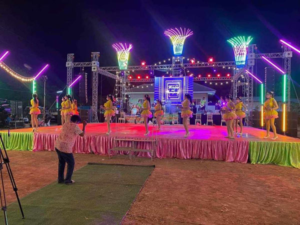 ผลงานจุดพลุงานแต่งงานสวยงาม