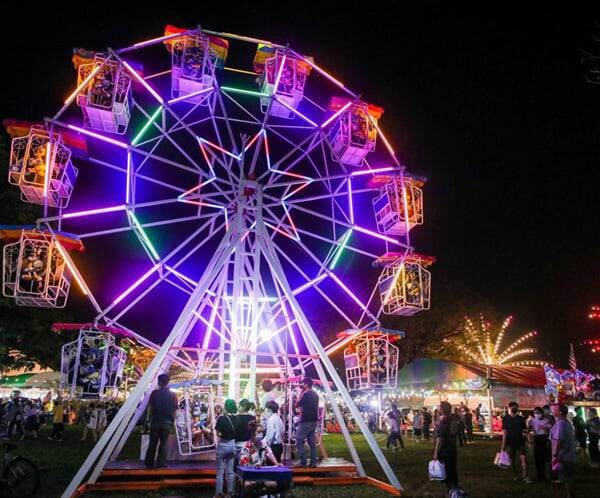 ผลงานพลุงานแต่งงานกลางคืน