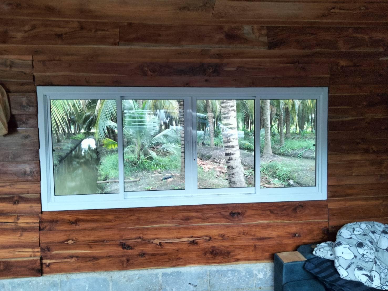 ผลงานกั้นห้องกระจกโรงแรม