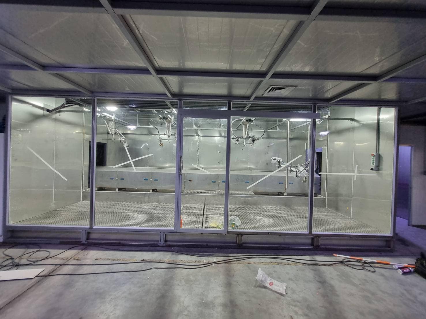 ผลงานติดตั้งบานเลื่อนประตูทางเข้า