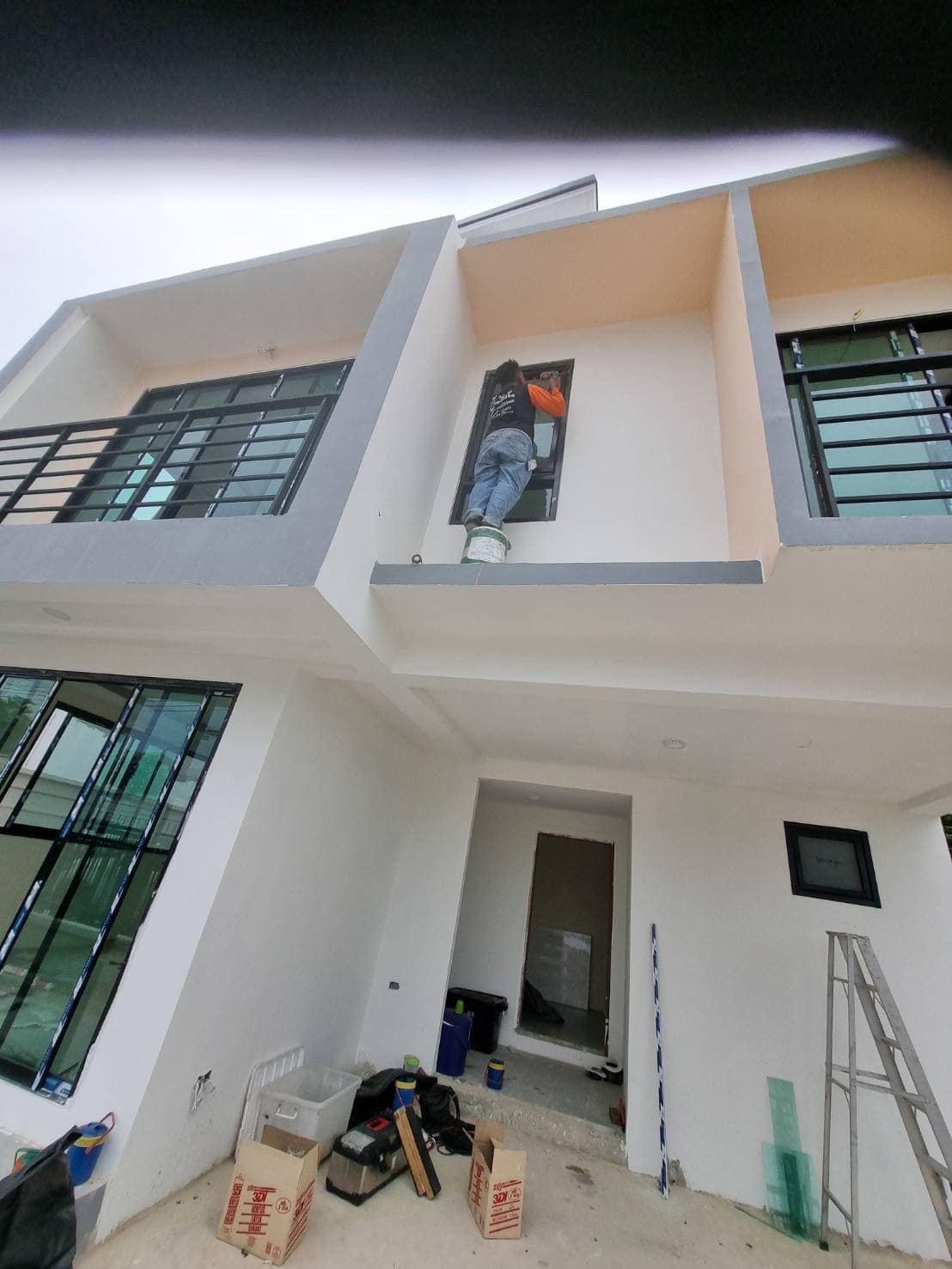 ผลงานติดตั้งบานกะทุ้งห้องน้ำ