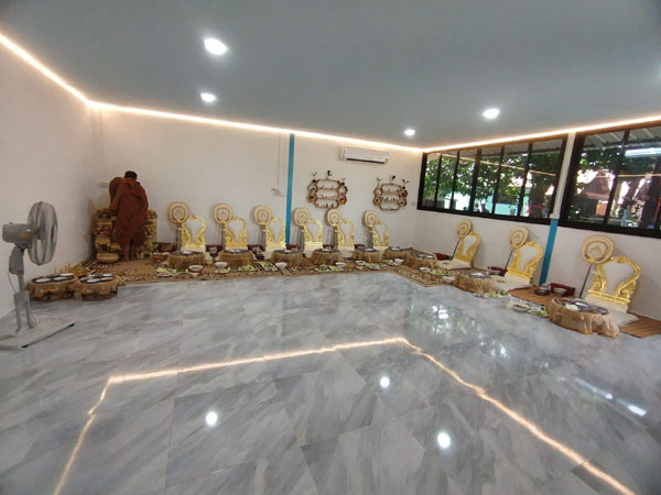 อุปกรณ์พิธีสงฆ์ครบชุด ให้เช่า