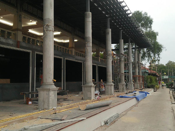 ประติมากรรมนางฟ้าปูนปั้นตกแต่งสวน