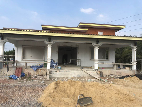 บัวปูนปั้นขอบเพดาน